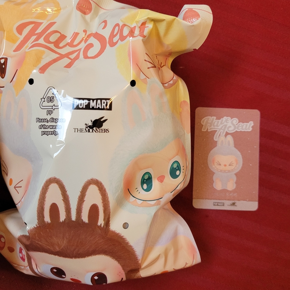 Have a Seat Labubu: HeHe (Bag Sealed) - Picture 8 of 8
